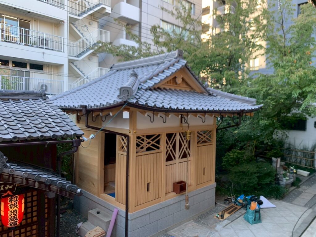 平等寺　十九社　改修工事